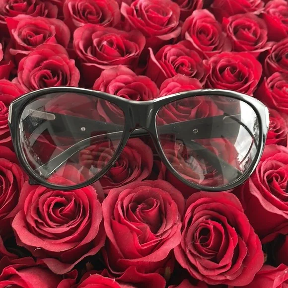 Cat eye style Marc jacobs sunglasses - Picture 8 of 10